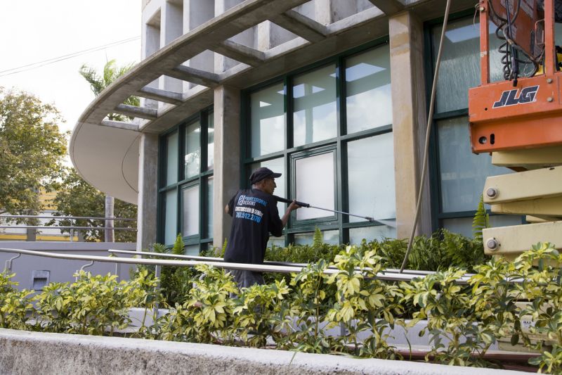 Eco-Friendly Cleaning Solutions