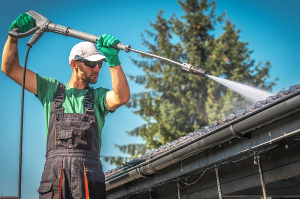 Gutter Washing in Fernandina Beach