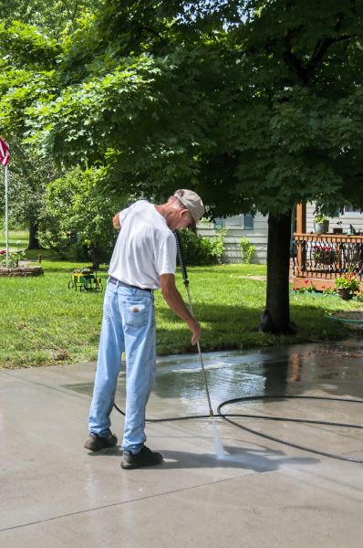Driveway Concrete Cleaning in Fernandina Beach